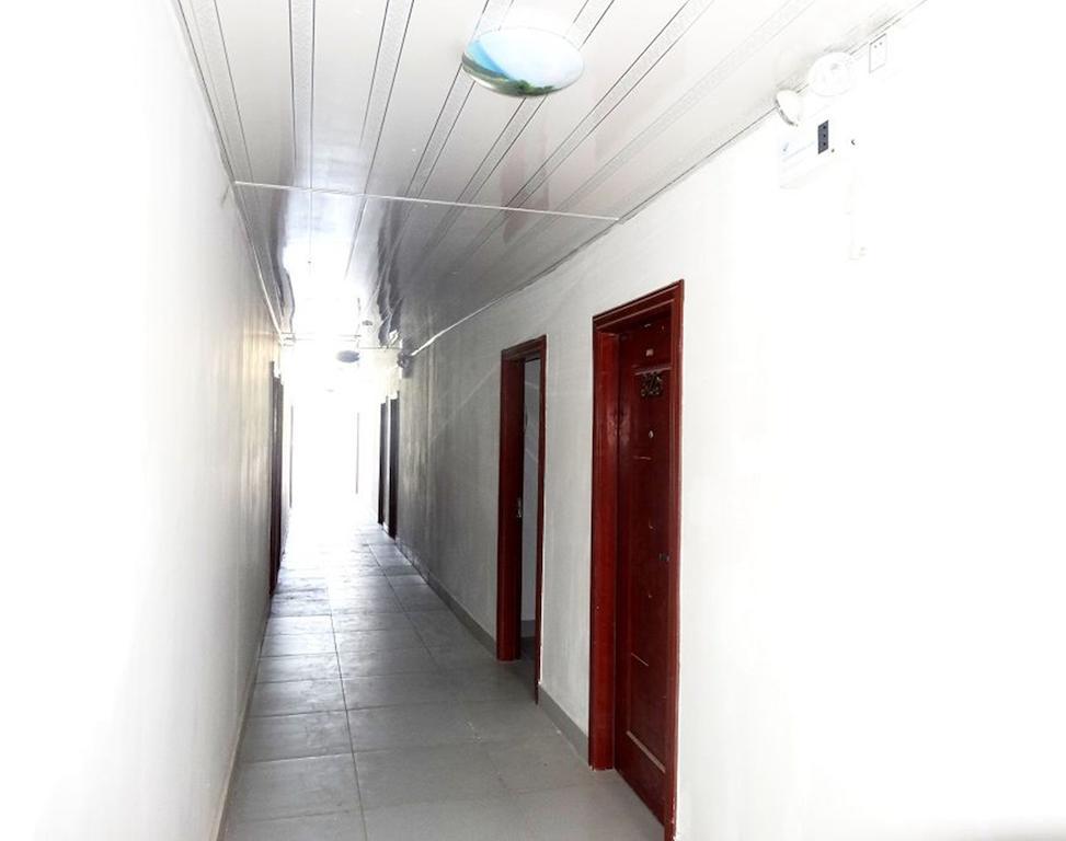 Airlines Business Hotel Port Vila Buitenkant foto